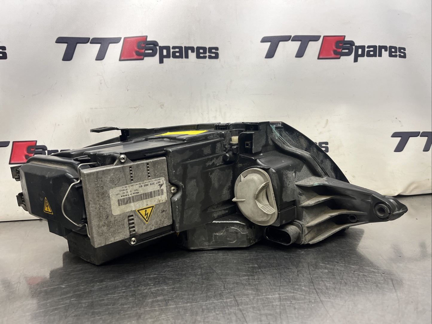 Audi mk1 TT UNKNOWN PART NUMBER N/S Front Xenon Headlight