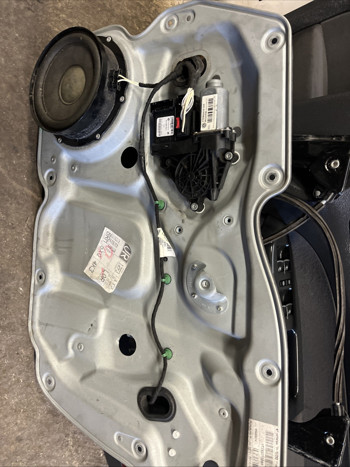 VW Touran V3 Electric Window Conversion Upgrade Regs Motors & Door Cards Caddy