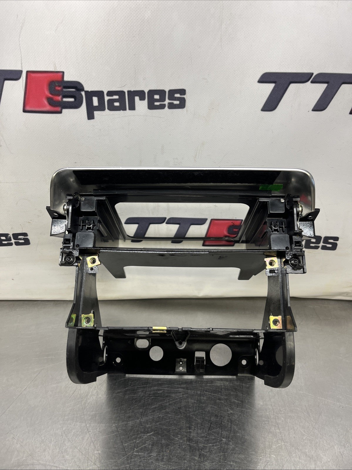 AUDI TT MK1 8N COUPE ROADSTER ~ DASH RADIO HEAD UNIT FASCIA SURROUND FLIP PANEL