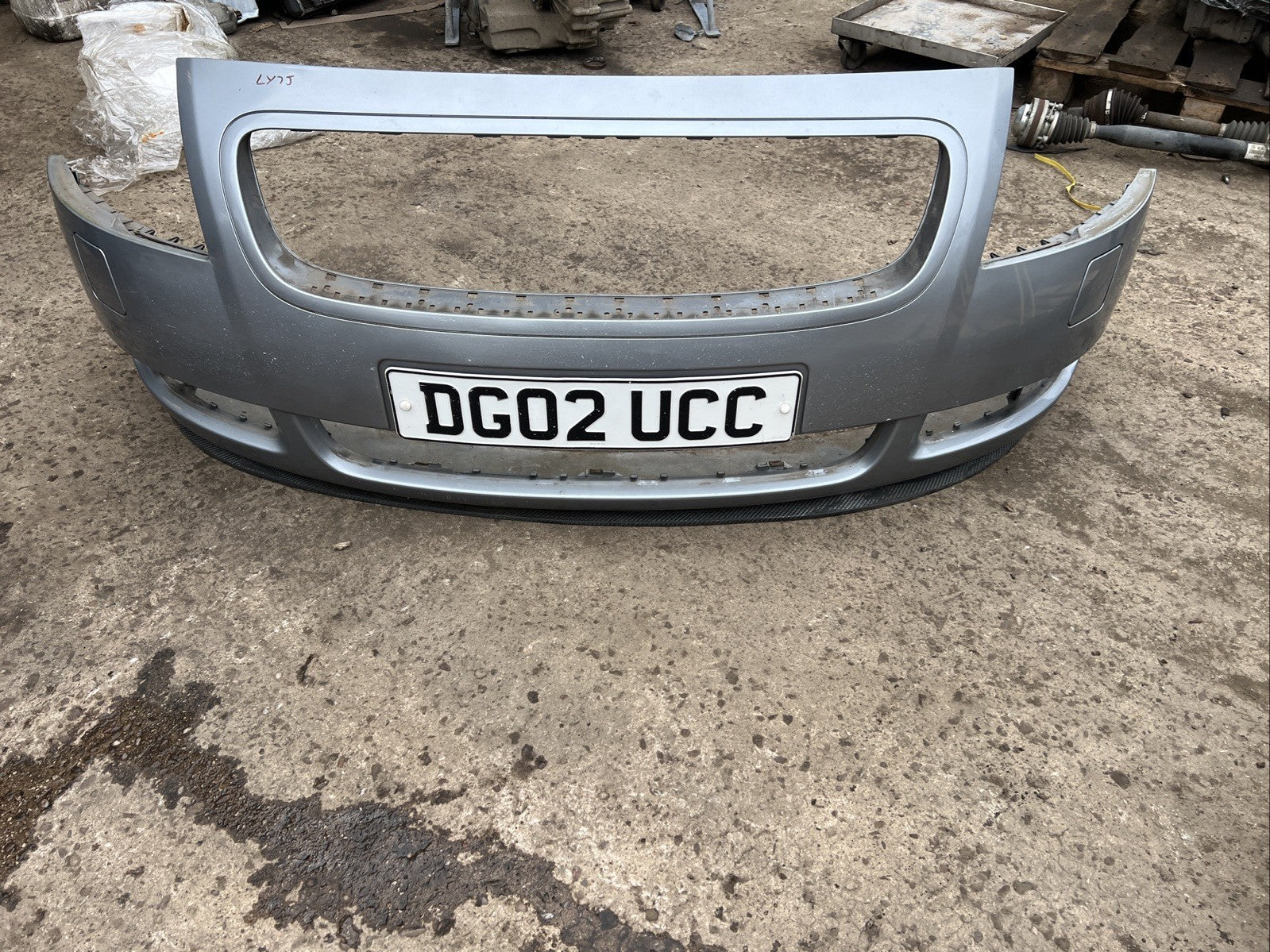 GENUINE AUDI TT MK1 1998-2006 FRONT BUMPER 8N0807111MX AVUS SILVER