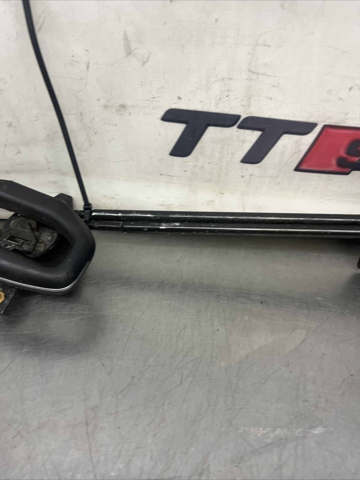 Audi TT Mk1 98-06 8N Roadster Soft Top Hood Roof Shut Latch Catch Lock & Handle