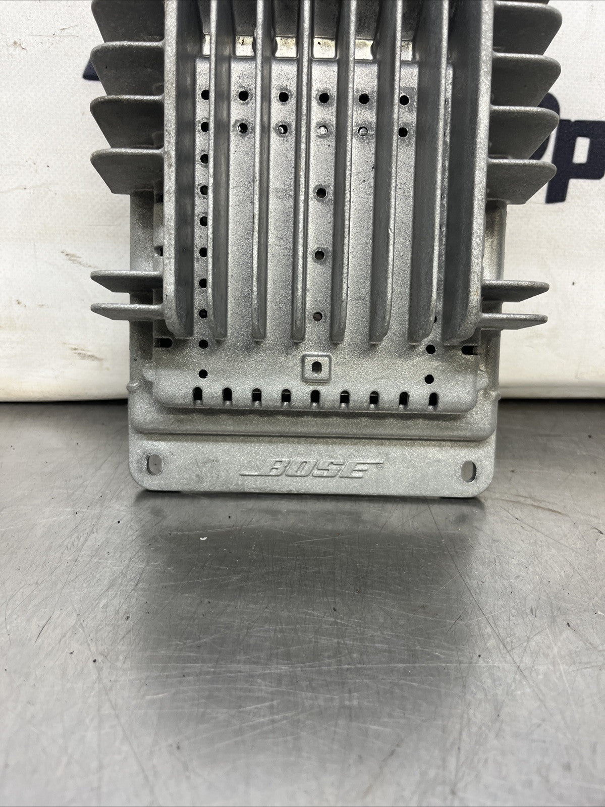 Audi TT MK1 Bose Amplifier 2006 8N8035223A