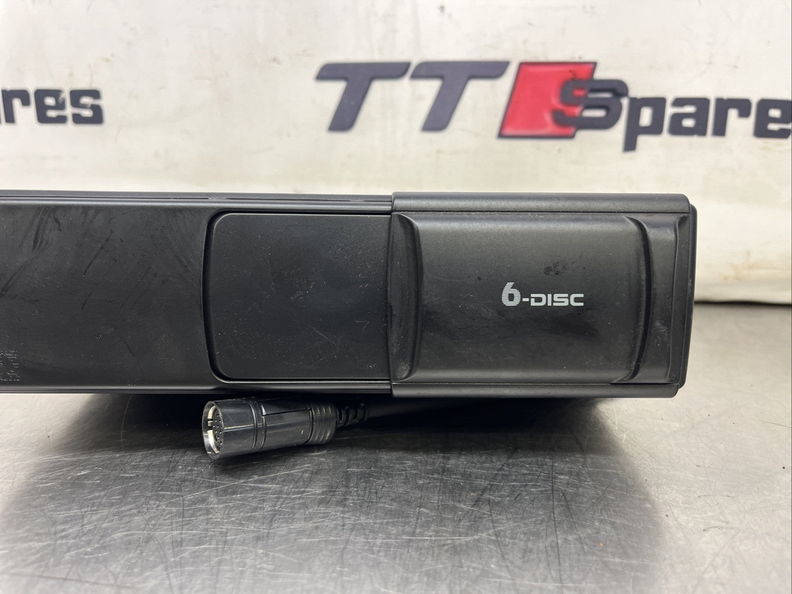 Audi TT 8N MK1 6 DISC CD CHANGER MULTICHANGER 6 DISC 8N8 035 111 A 8N8035111A