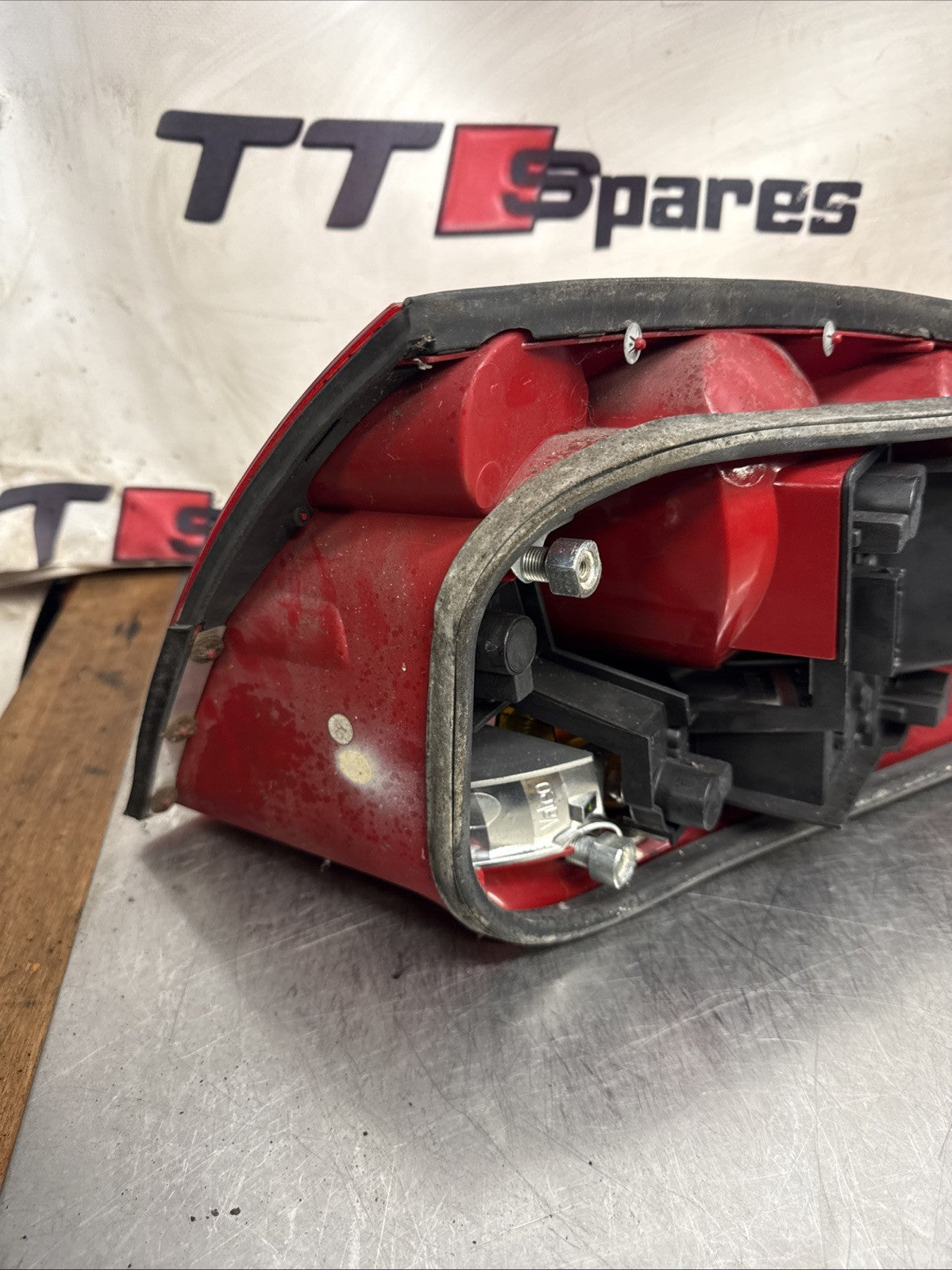 AUDI TT MK1 REAR LIGHTS PAIR 8N 99-06 Early mint