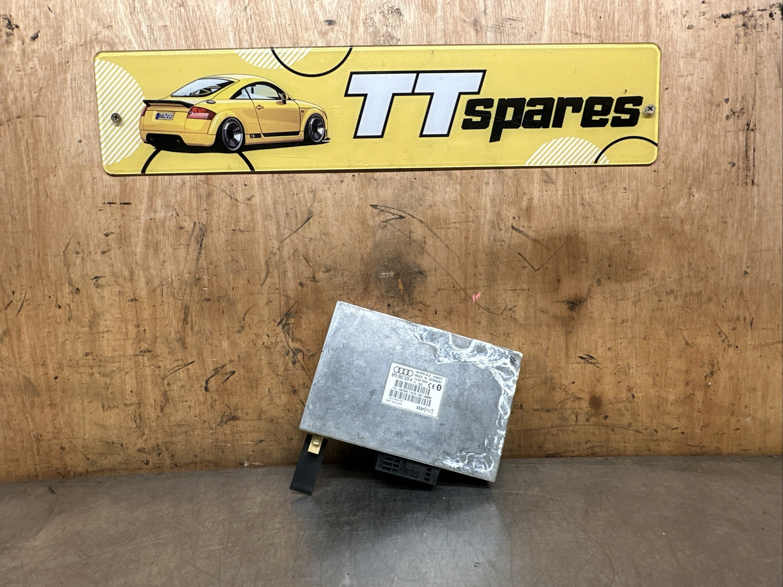 8P0862335A  Audi  TT TT’s Interface Module Media Control  OE