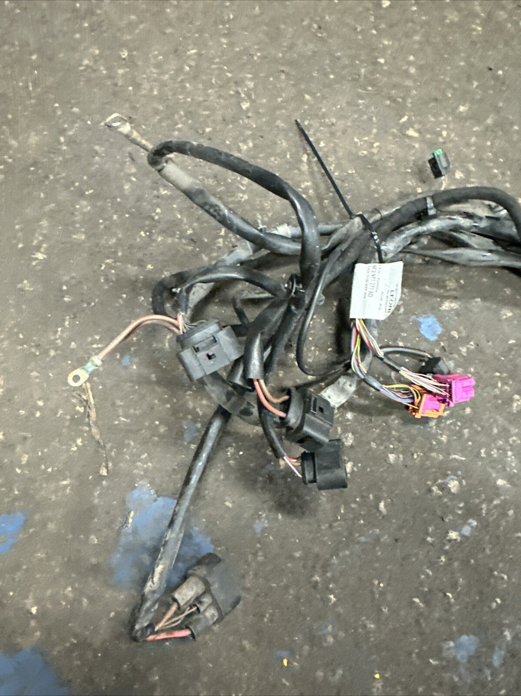 4F2971271AD Audi A6 4F C6 Wiring Loom Harness for Wiper Motor Scuttle Panel Area