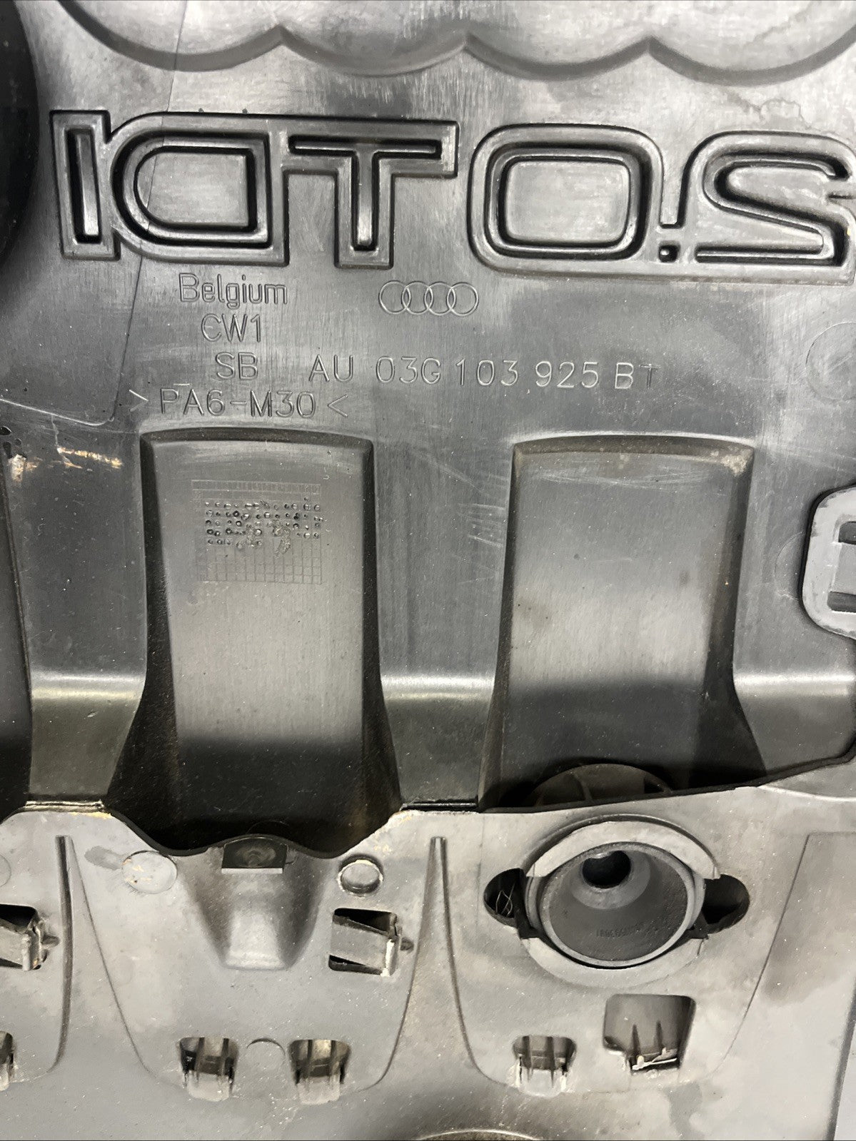 Audi A3 8P 2.0 TDi Engine Cover Sound Absorber 03G103925BT