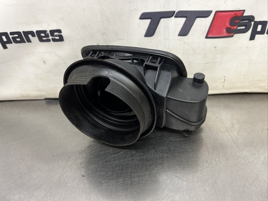 BMW X5 E70 2009 FUEL DOOR COVER IN SPACE GREY 