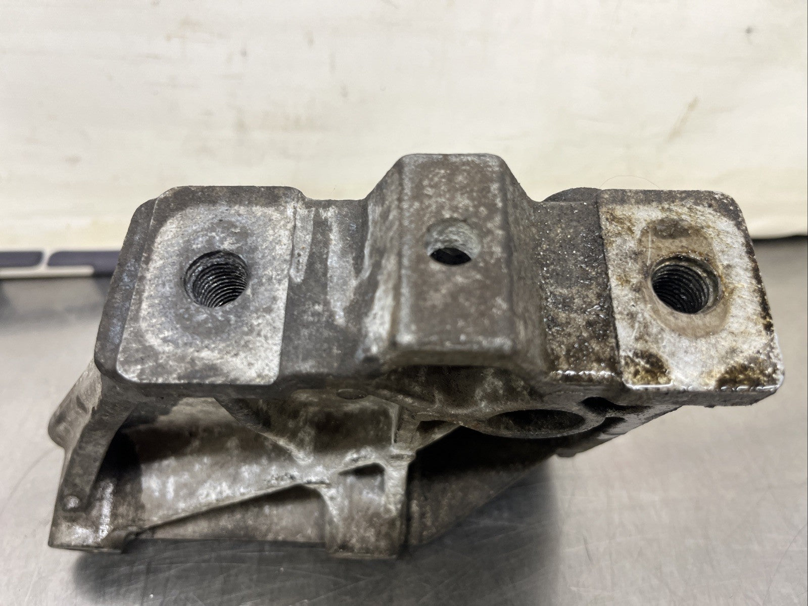 VW Mk4 Golf Bora 02j Gearbox Mount 5spd 1j0199117P Audi 8l 