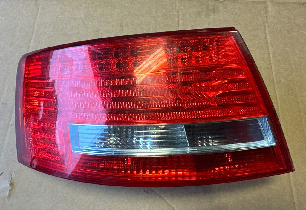 AUDI S6 B6 2005-2009 PASSENGER REAR TAILLIGHT LAMP  