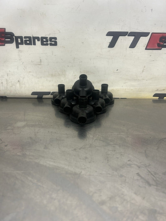 06A129101C Engine Block Breather Valve Audi Skoda Vw 1.8t 06a129101C