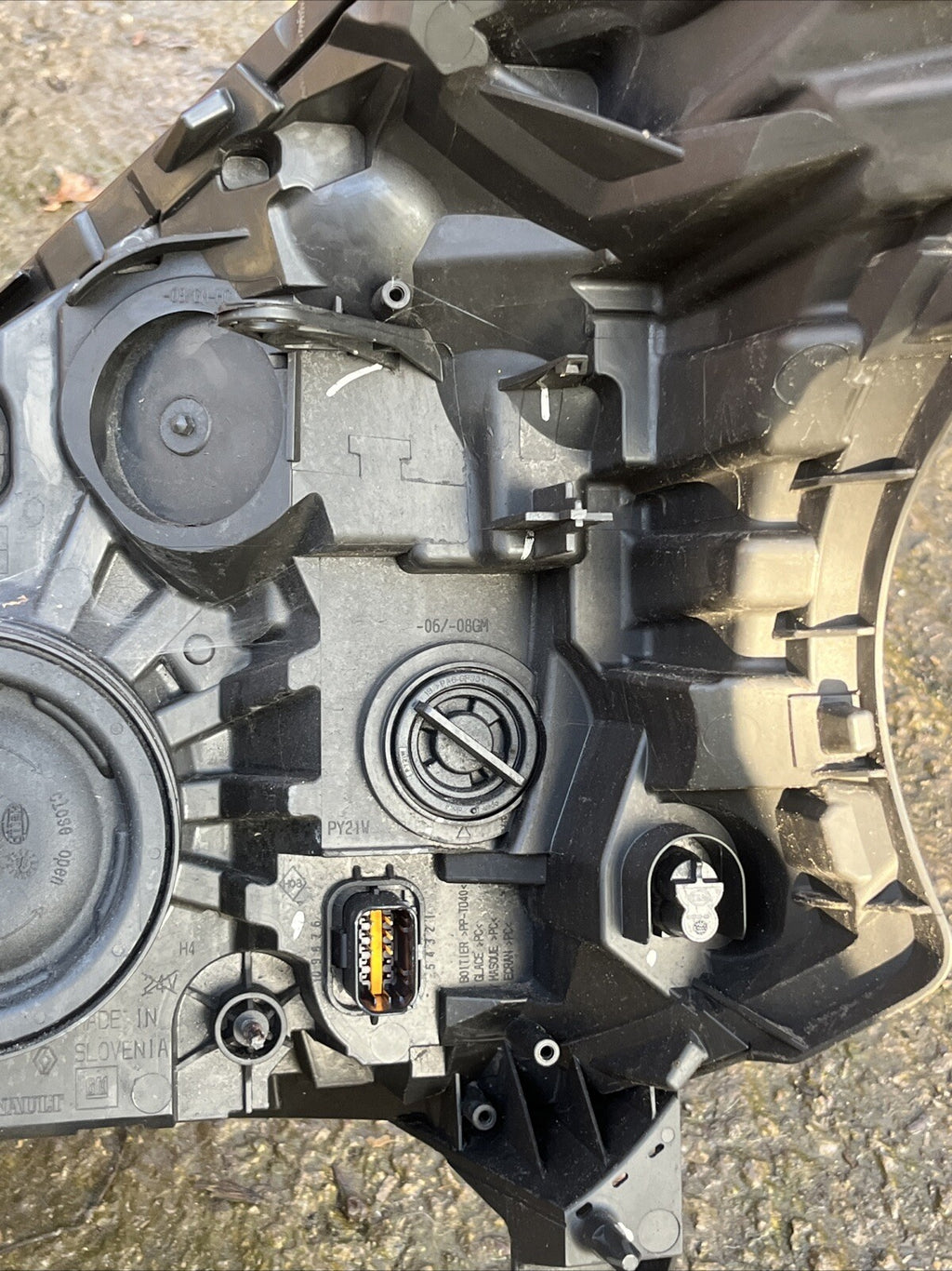 Vauxhall Vivaro X82 14-18 Pre-Facelift Drivers Right Headlight 260101200R