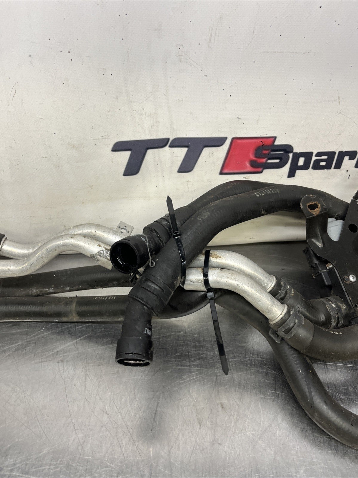 RANGE ROVER VOGUE L322 4.4 DIESEL V8 AIR CONDITIONING AC PIPE BH4218B506AA 09-13