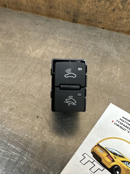 AUDI TT TTS MK2 8J Anti Theft Alarm Control Switch 4F0962109 2008 RHD