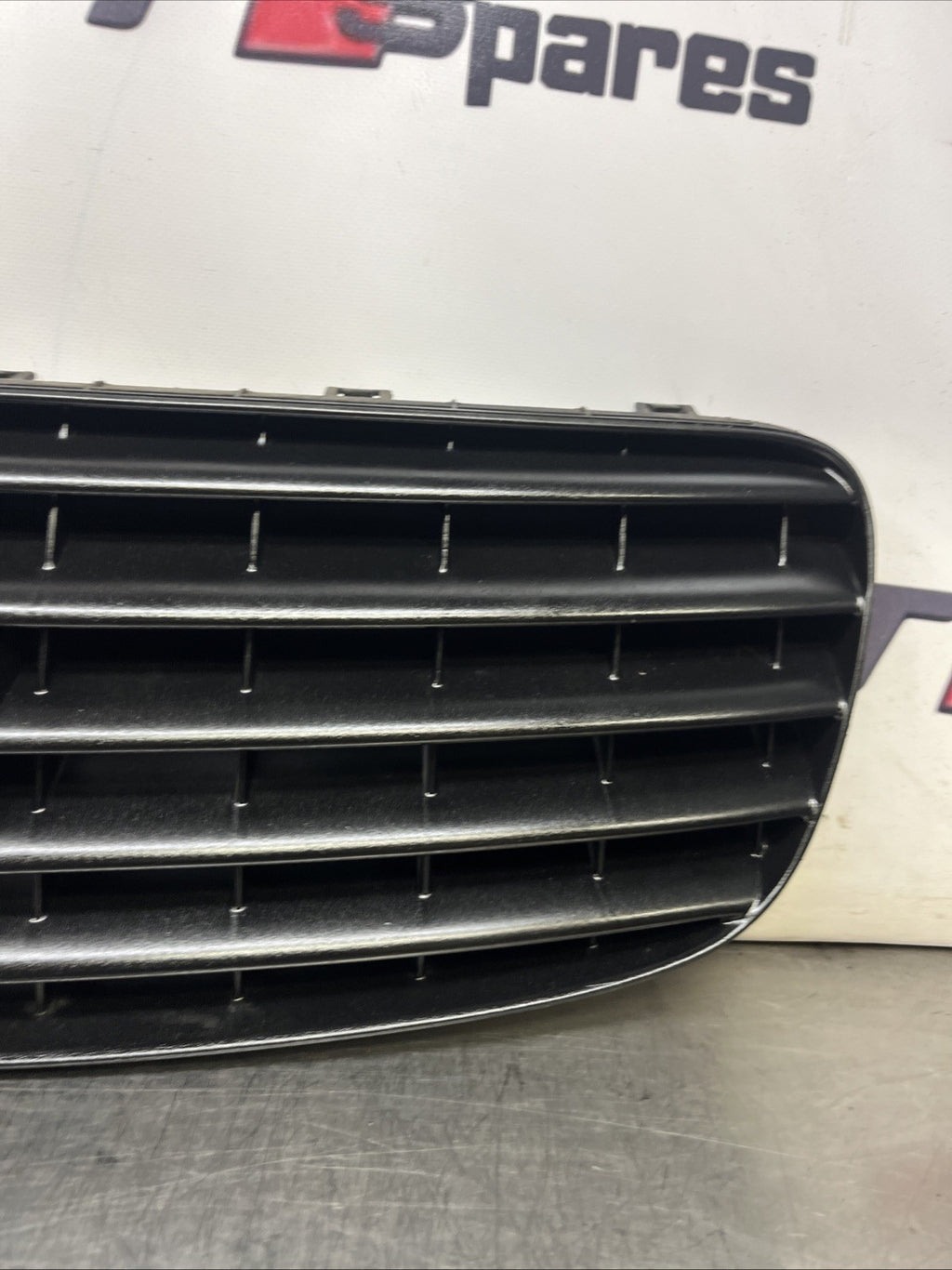 Genuine Audi TT Mk1 8N 99-06 Quattro Badge 5 slat Grille bumper