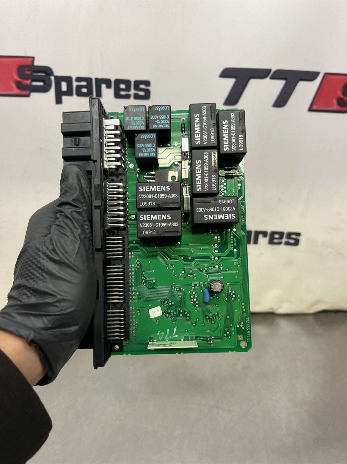 Audi TT Convertible CCM comfort control module 8N7962267B  Roadster 8N