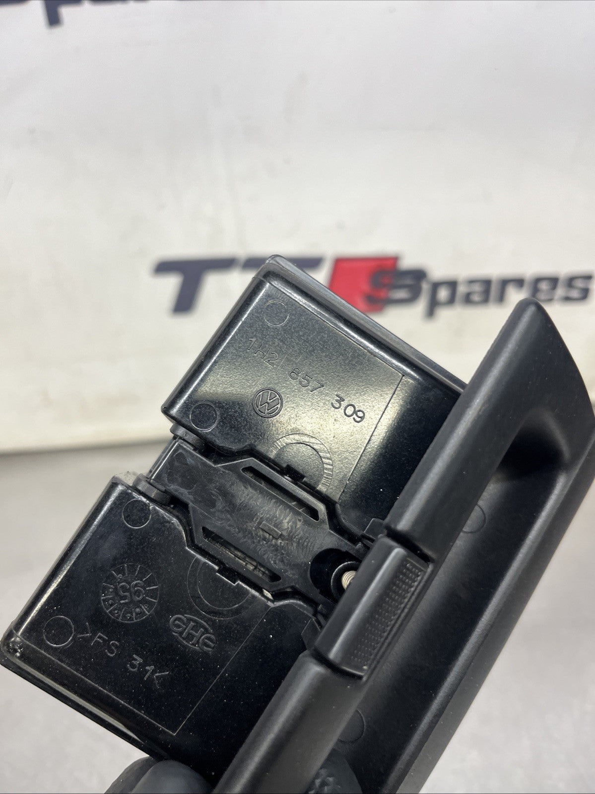 VW GOLF MK3 FRONT CENTRE CONSOLE ASHTRAY 1H2857309
