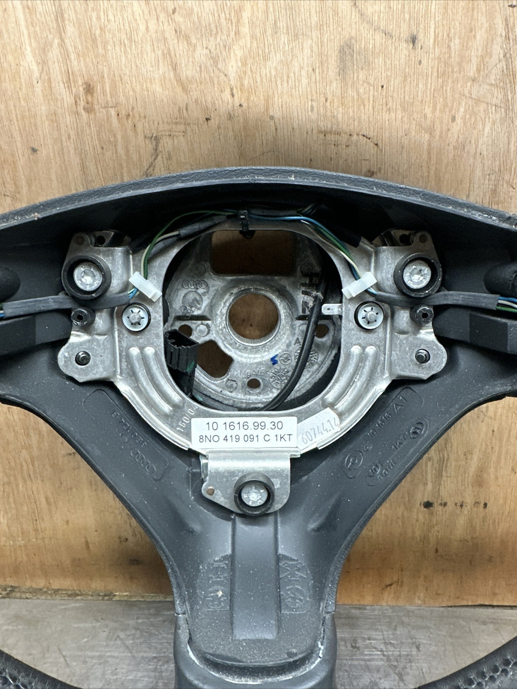 AUDI TT 8N Aut. (03-06) Sports Leather Steering Wheel Tiptronic 8N0419091C