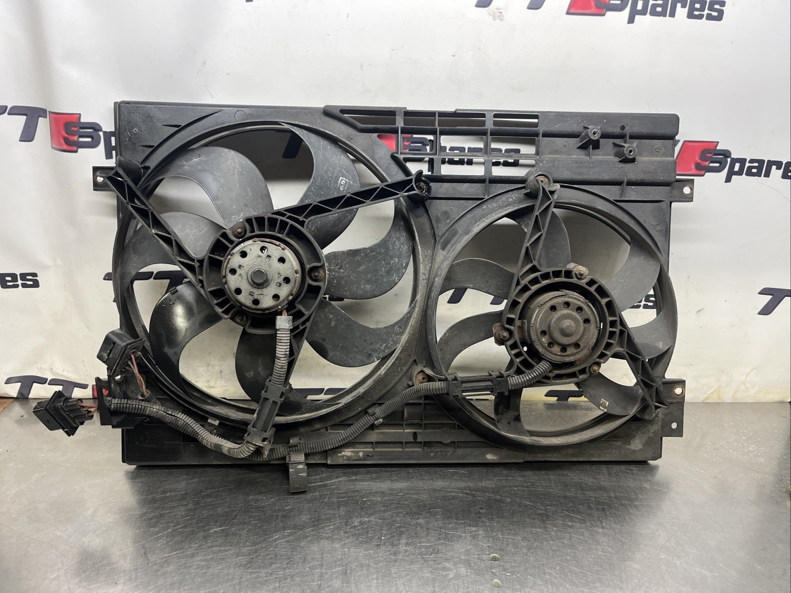 AUDI TT MK1 8N 1.8T 225BHP TWIN RADIATOR COOLING FANS FAN 8N0121205A