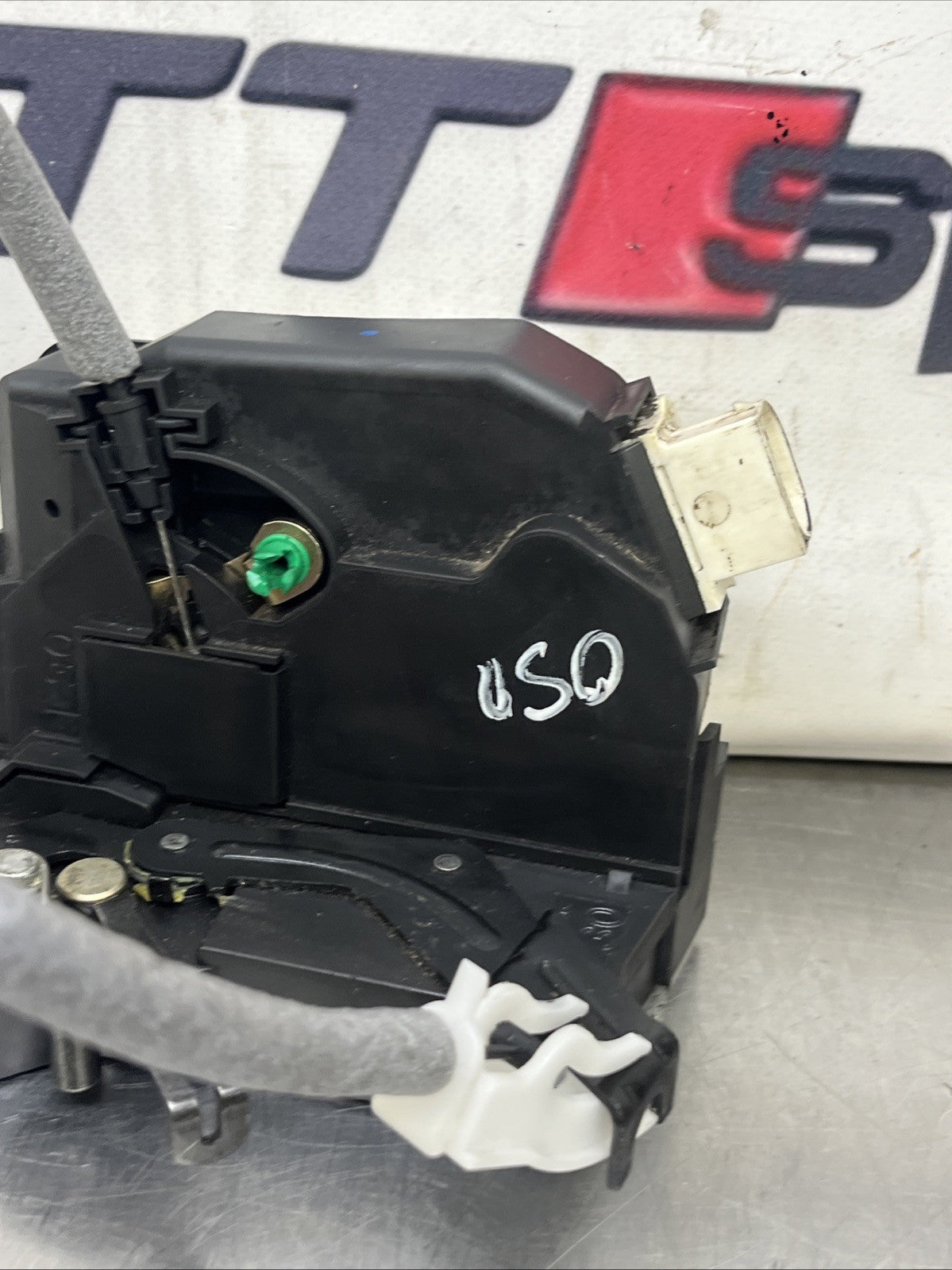 02-05 Range Rover L322 3.0 Drivers Rear Door Lock CWC500080