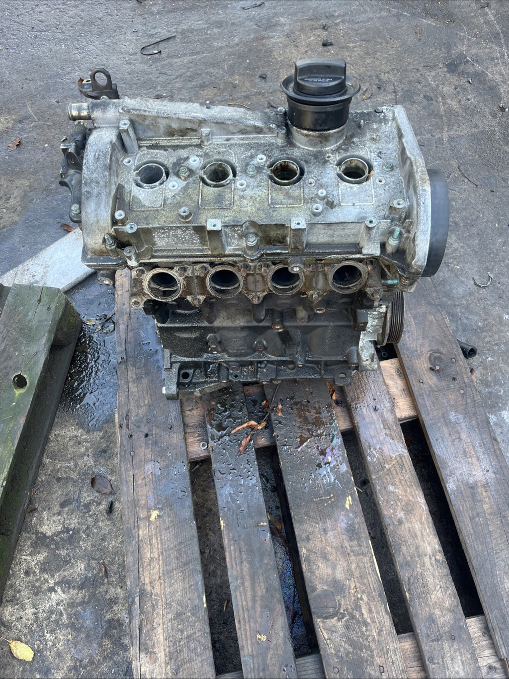 Audi TT 1.8T 225 BAM Bare engine 98k
