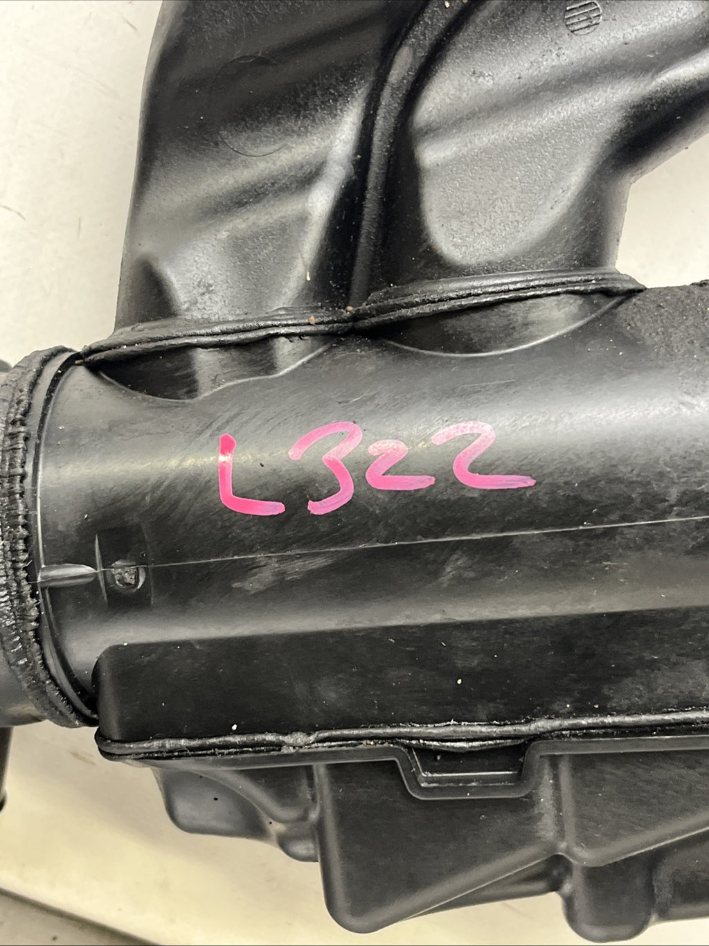 Range Rover L322 4.4 TDV8 Offside Turbo Intake Pipe BH429F876BA