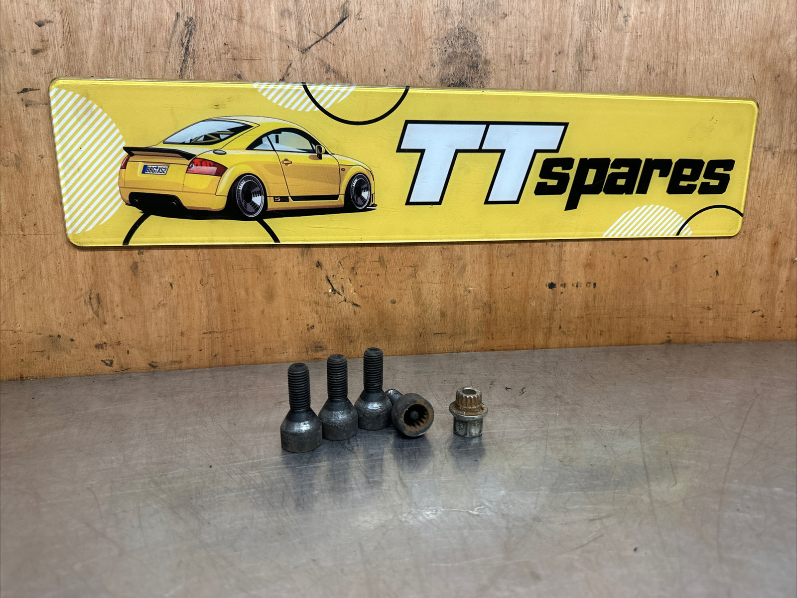 2012 BMW 3 SERIES E90 E91 E92 E93 ALLOY WHEEL LOCKING NUTS BOLT SET #0H