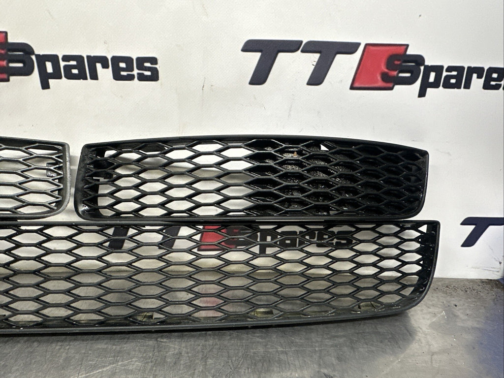 Audi TT Mk1 Front Bumper Centre Lower Grills  8N0807683A GENUINE OEM set