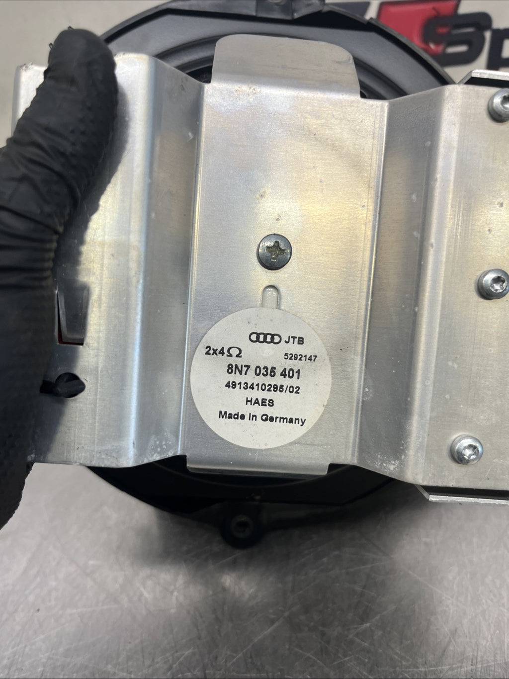 Audi TT 8N Mk1 Roadster Bose Subwoofer 8N7035401