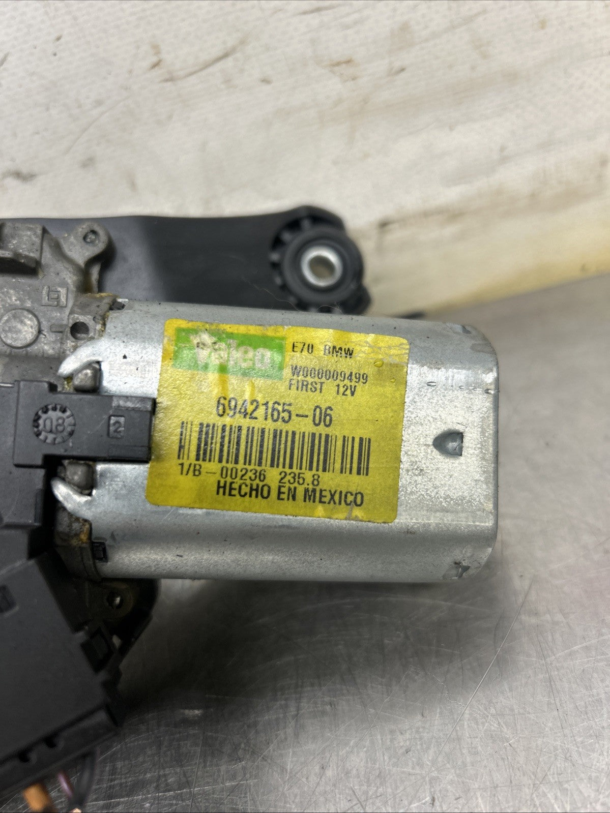 BMW X5M E70 4.4 V8 555 KM Rear wiper motor 6942165-06