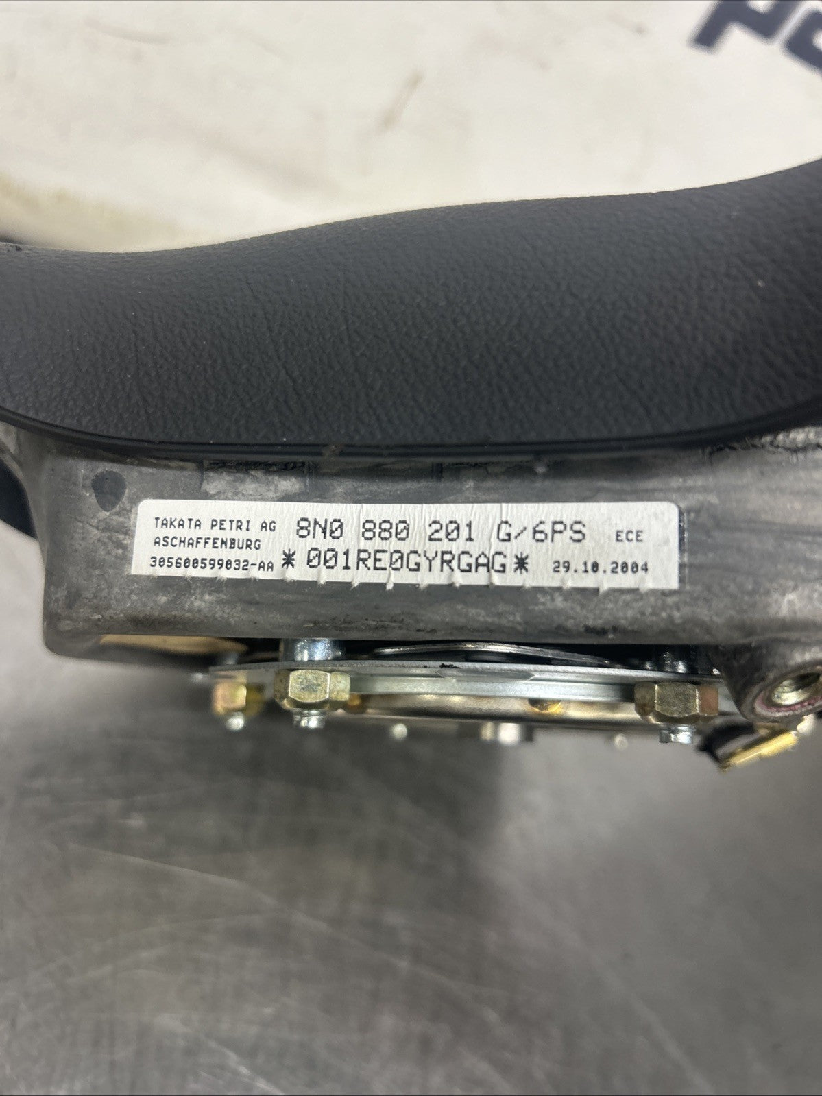 Audi Tt Mk1 1999-2006 Right Drivers Steering Wheel Aibag 8N0880201G