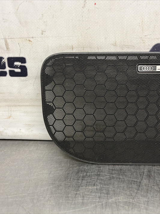Audi TT 8N MK1 Right Offside O/s Bose Speaker Grill Cover 8N0035420A BLACK