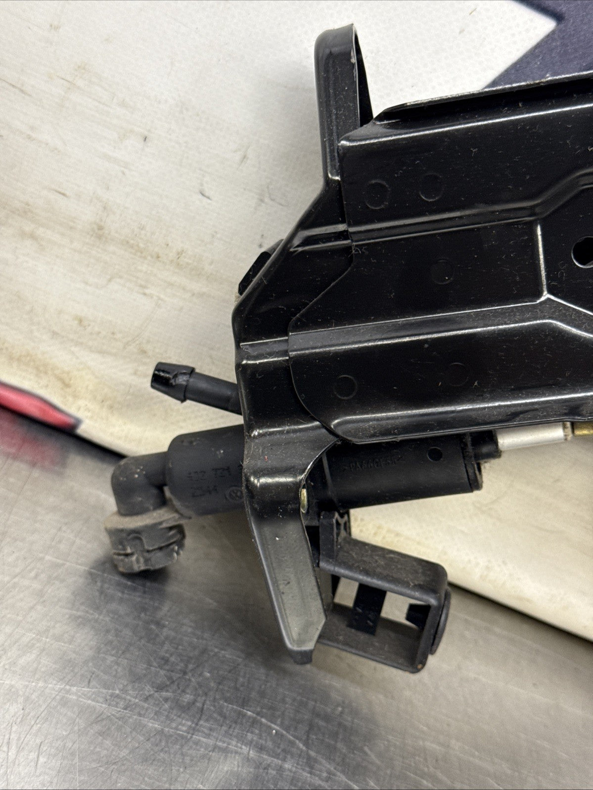 Audi TT 8N Clutch Pedal and Master Cylinder 8N2721059G