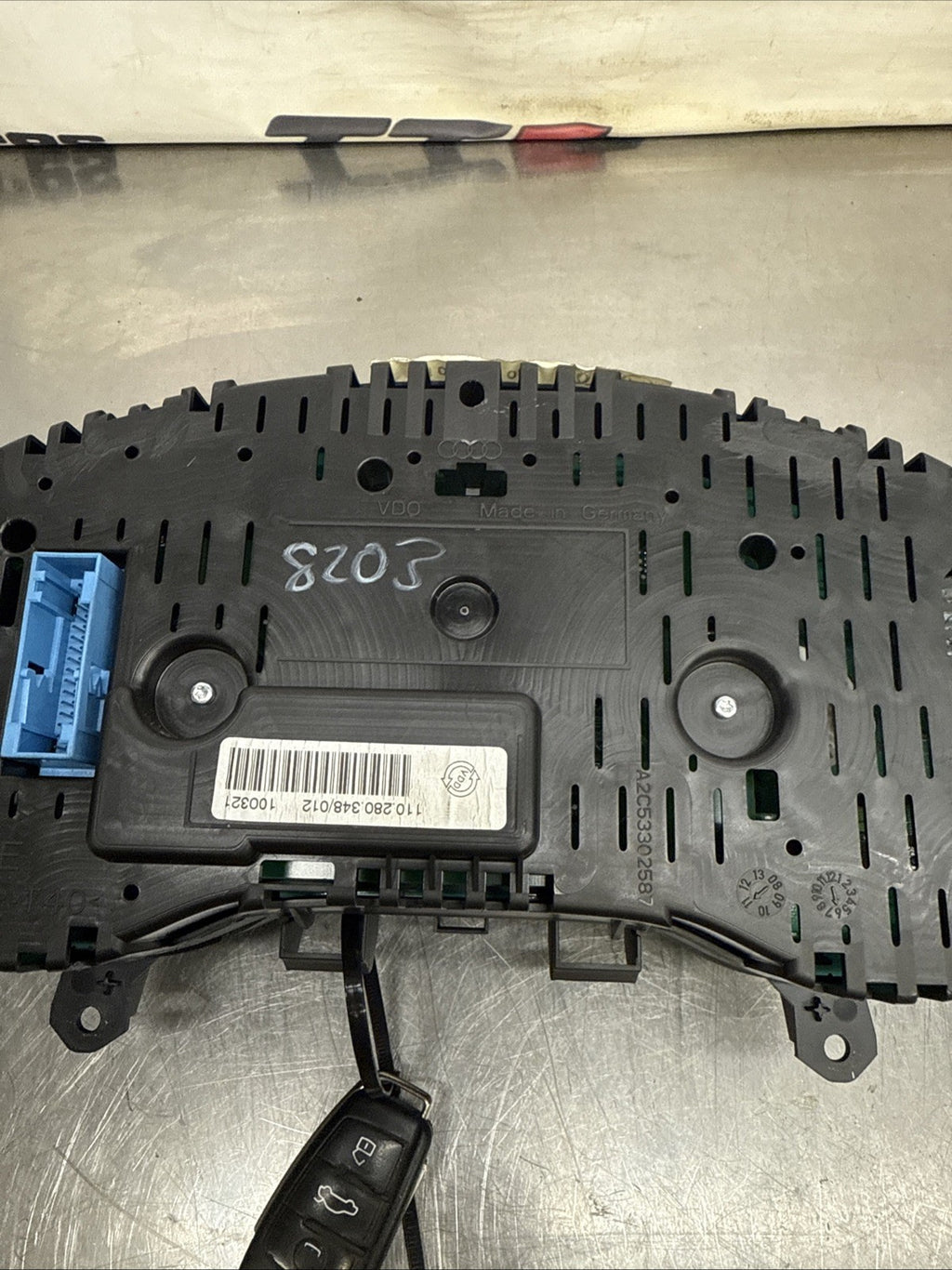 AUDI TT 3.2 V6 MK2 INSTRUMENT CLUSTER 8J0920980EX 2006-10 8J0920980EX With Key