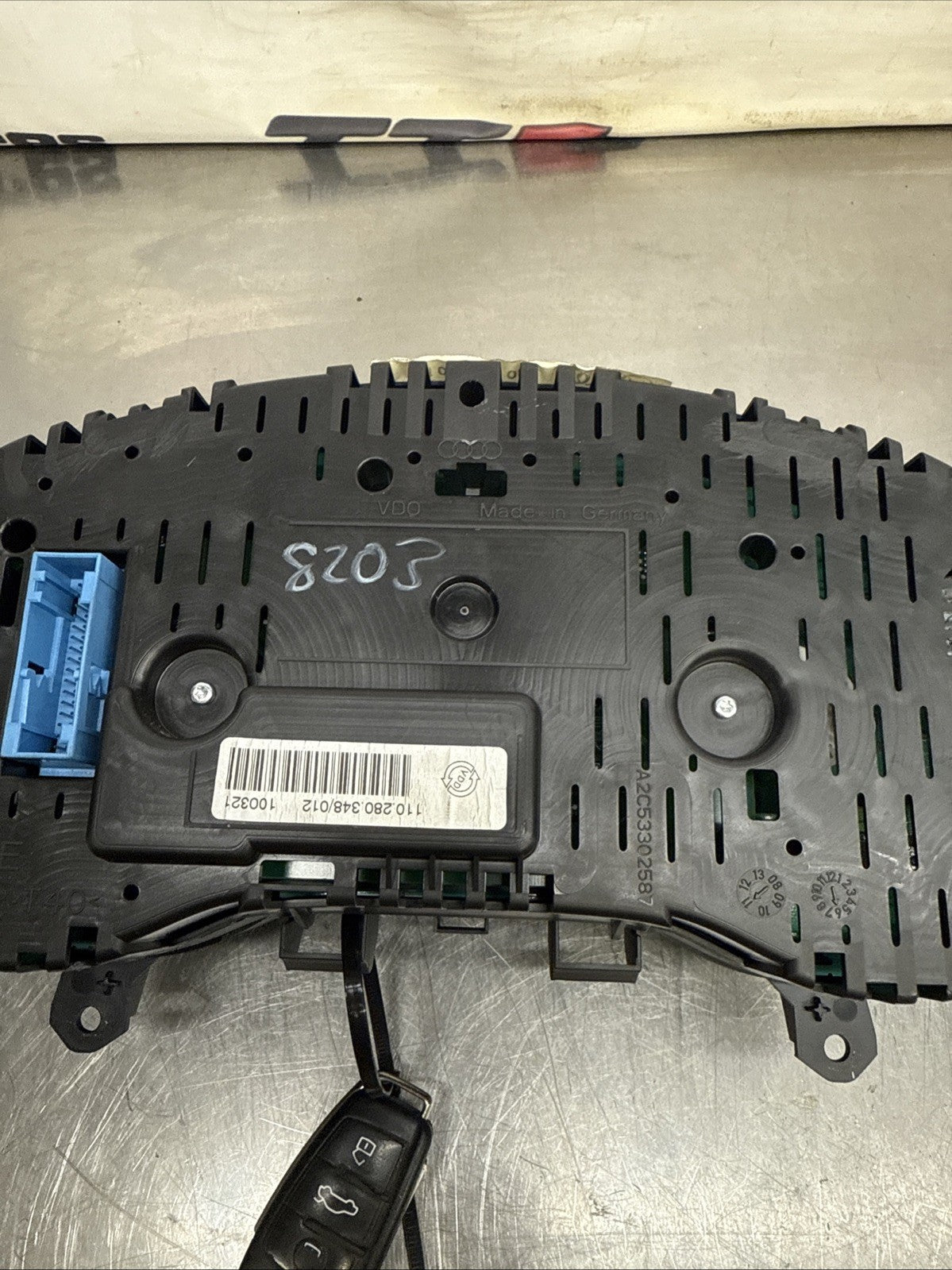 AUDI TT 3.2 V6 MK2 INSTRUMENT CLUSTER 8J0920980EX 2006-10 8J0920980EX With Key