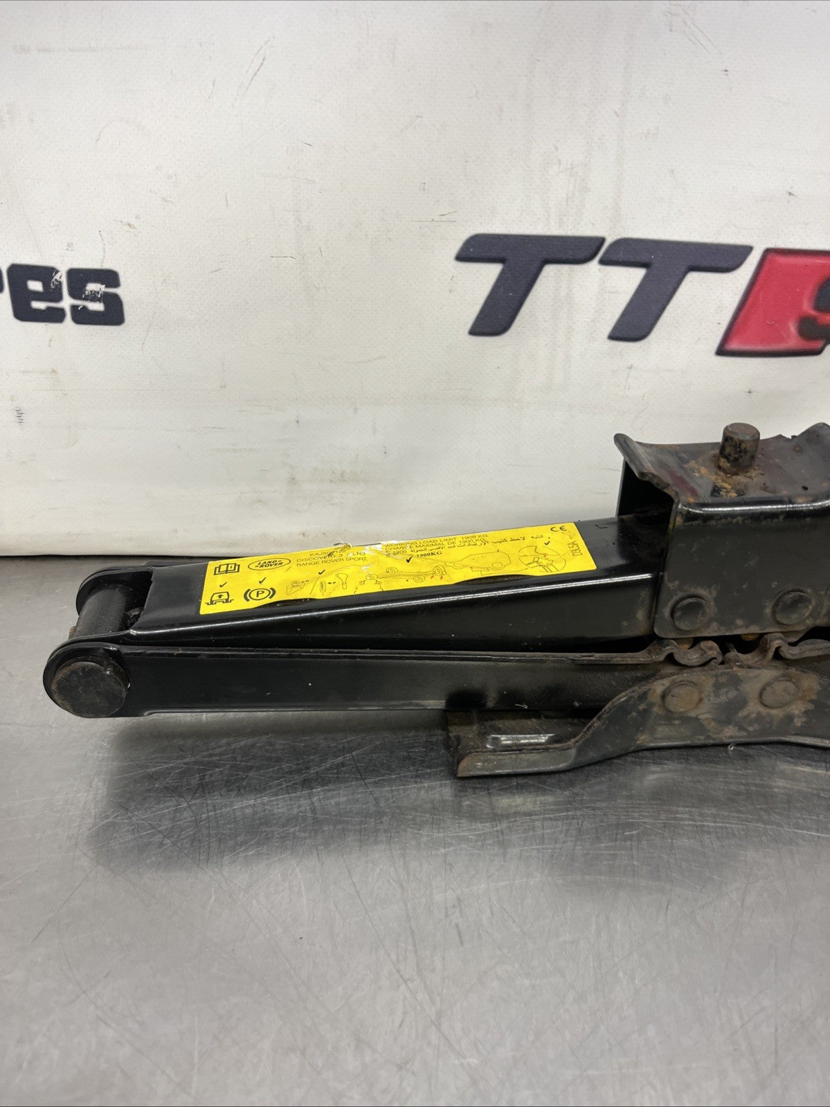 KAJ500122 Land Rover Discovery 3 Range Rover Sport Jack