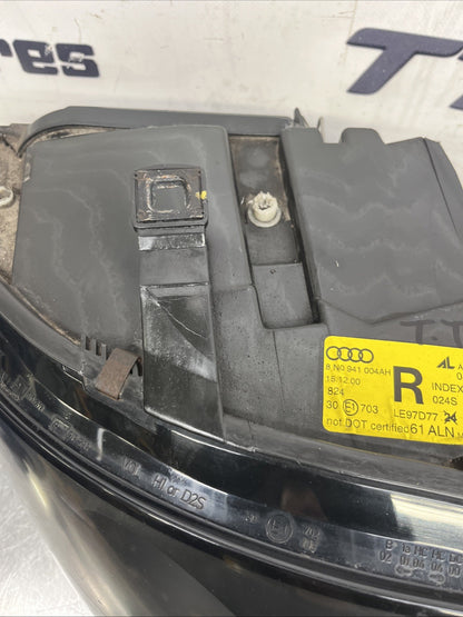 AUDI TT MK1 (1999 > 2007) FRONT RIGHT HEADLIGHT  8N0941004AH