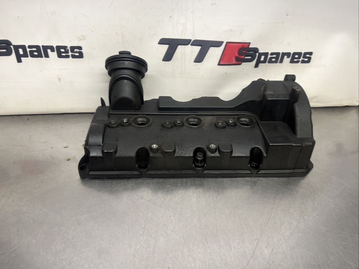 AUDI Q7 MK1 4L ROCKER COVER LEFT SIDE 3.0 TDI CRCA - CRC DIESEL 2012  