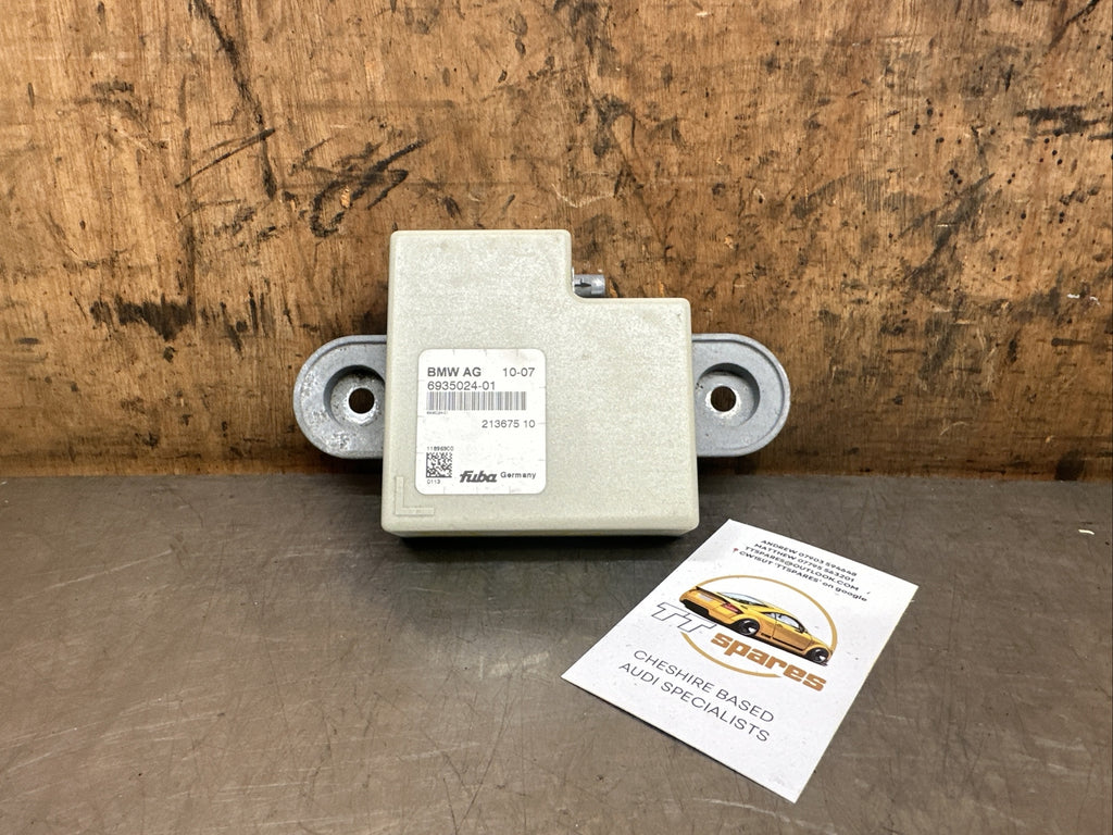 6935024 2007 BMW X5 E70 4.8i AERIAL AMPLIFIER ECU CONTROL MODULE 