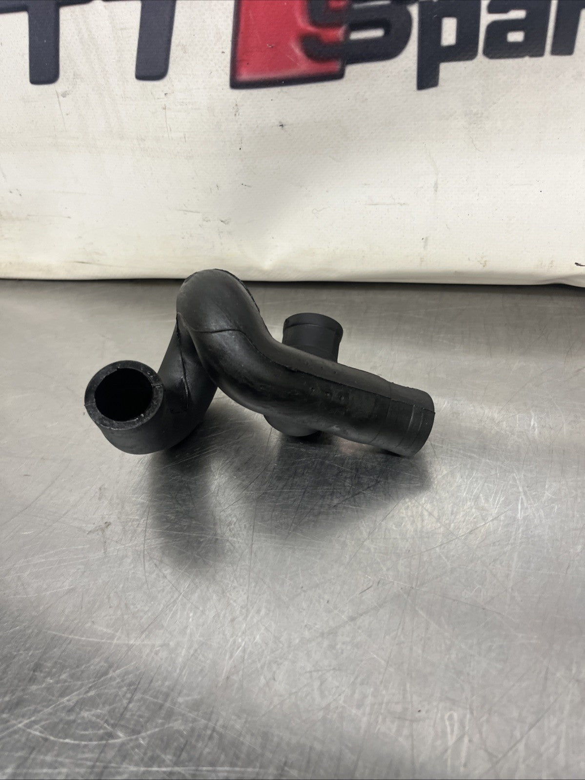 Audi 1.8t 225p Oil Breather Vent hose 06A103221N