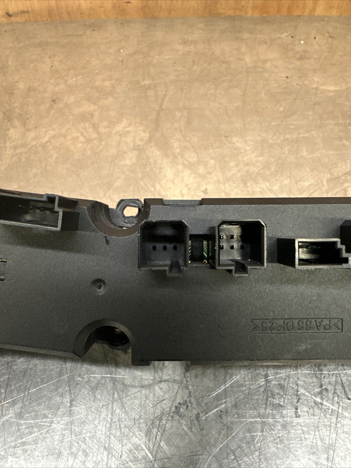 MERCEDES BENZ S-CLASS W220 DASH CENTER CONSOLE HAZARD SWITCH PANEL 2208214458 