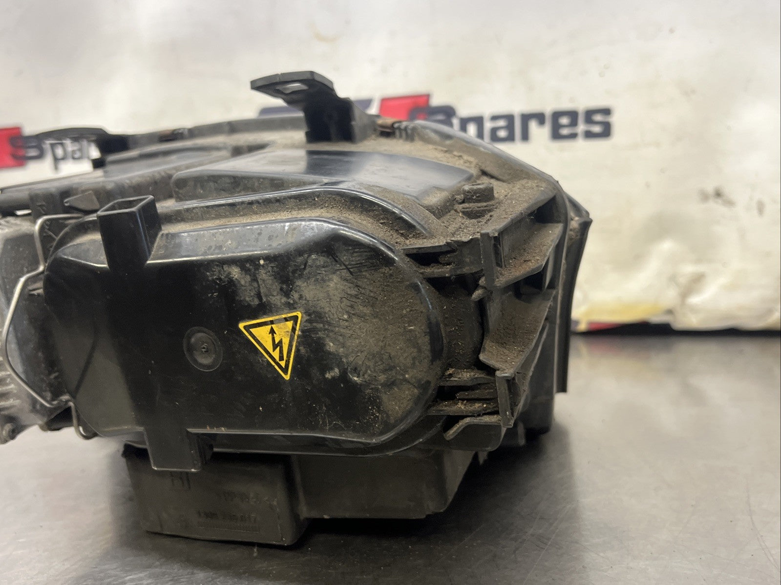 Audi TT 8N MK1 Xenon Genuine Front Headlight O/S Right Driver Side 8N0941004BF