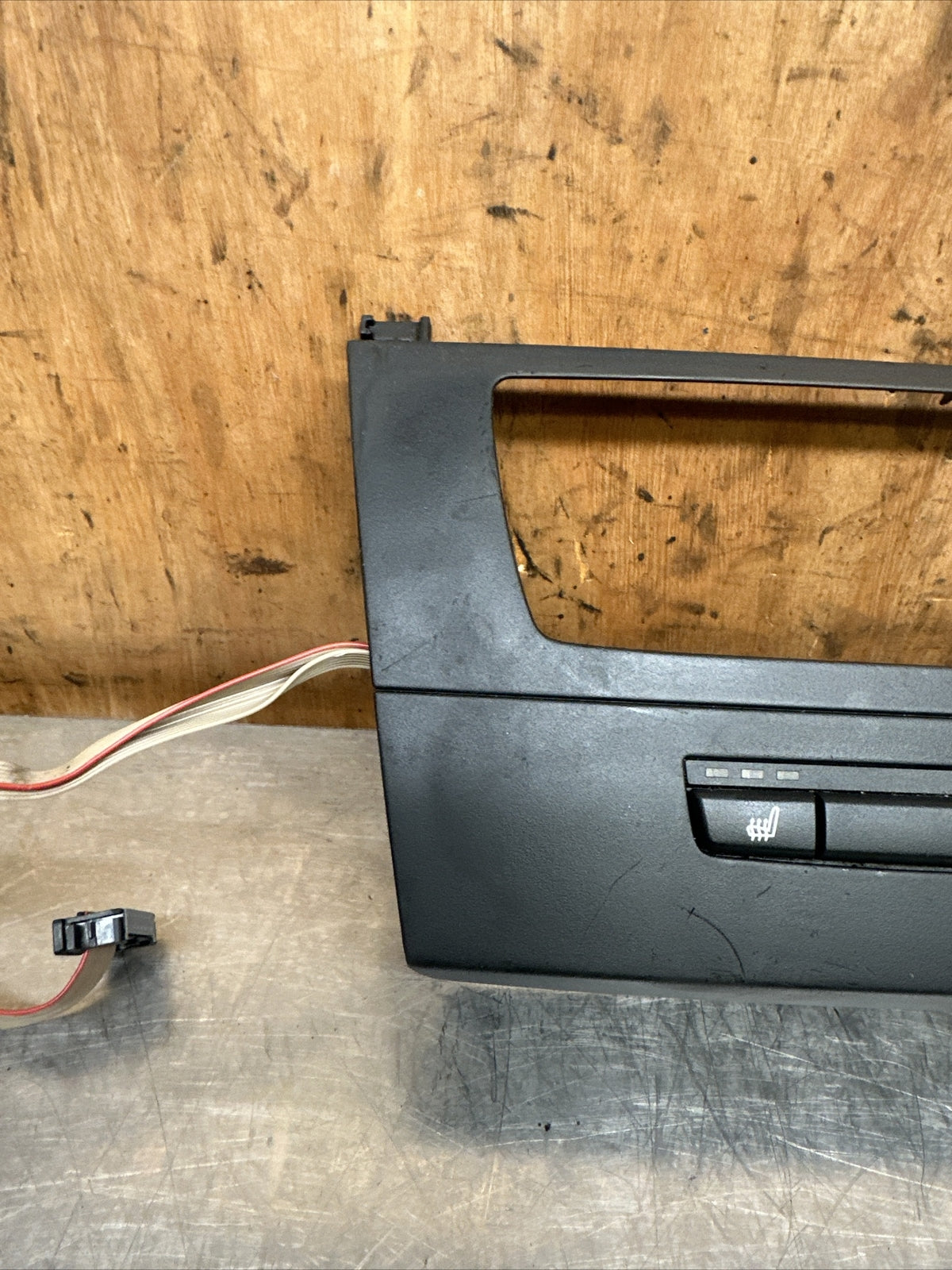 BMW 3 E90 E91 2010 AC heater control trim 9120979 RUS10884