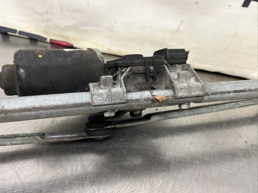 RANGE ROVER SPORT L320 05-13 FRONT WIPER MOTOR AND LINKAGE