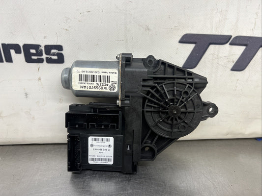 VW Golf MK6 Passengers Side Front Door Window Motor 1K0959701AF ECU 1K0959793Q