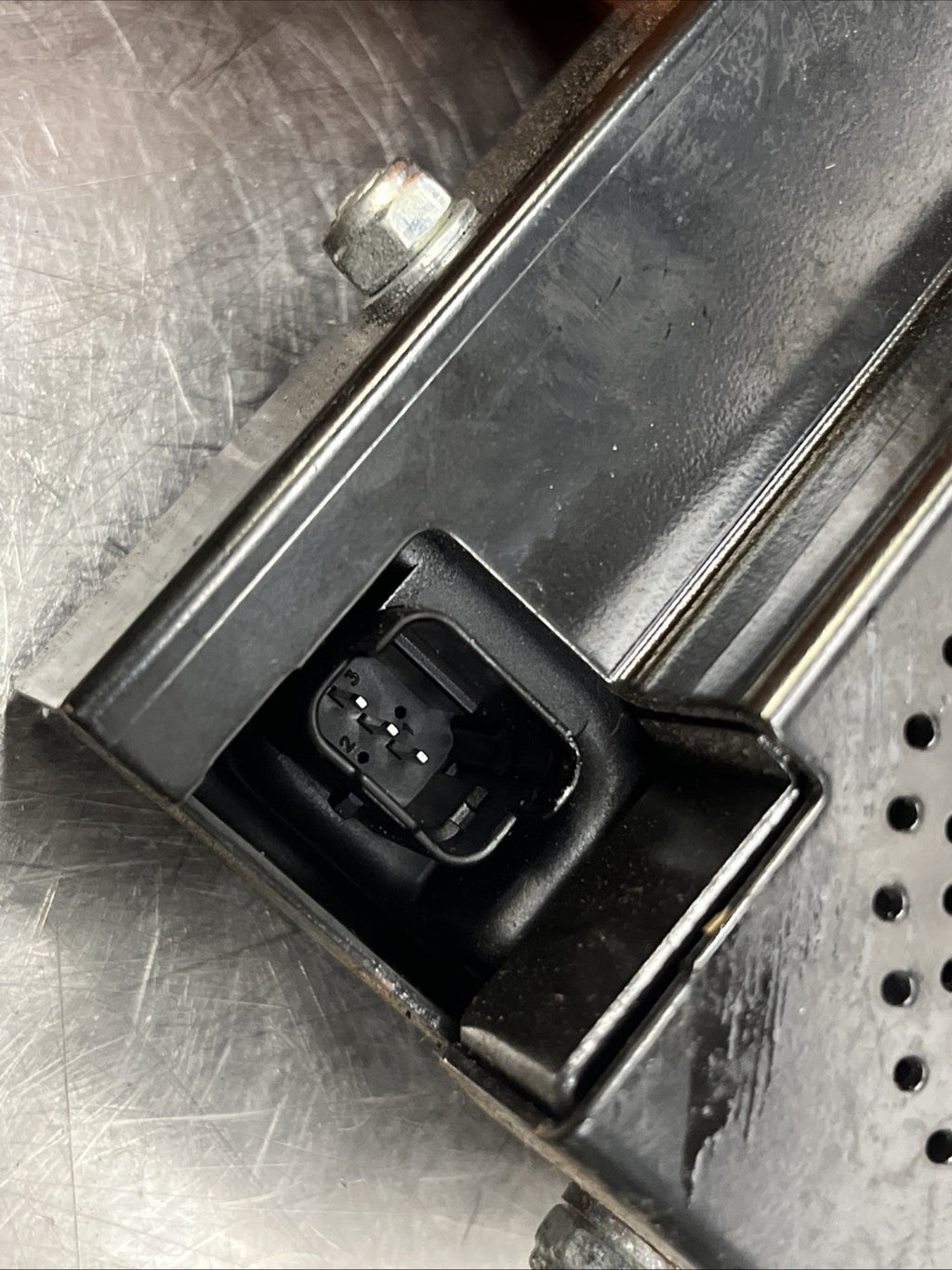 Range Rover Sport Alarm Siren Anti-Theft Module L320 YWK500040 2005 to 2009