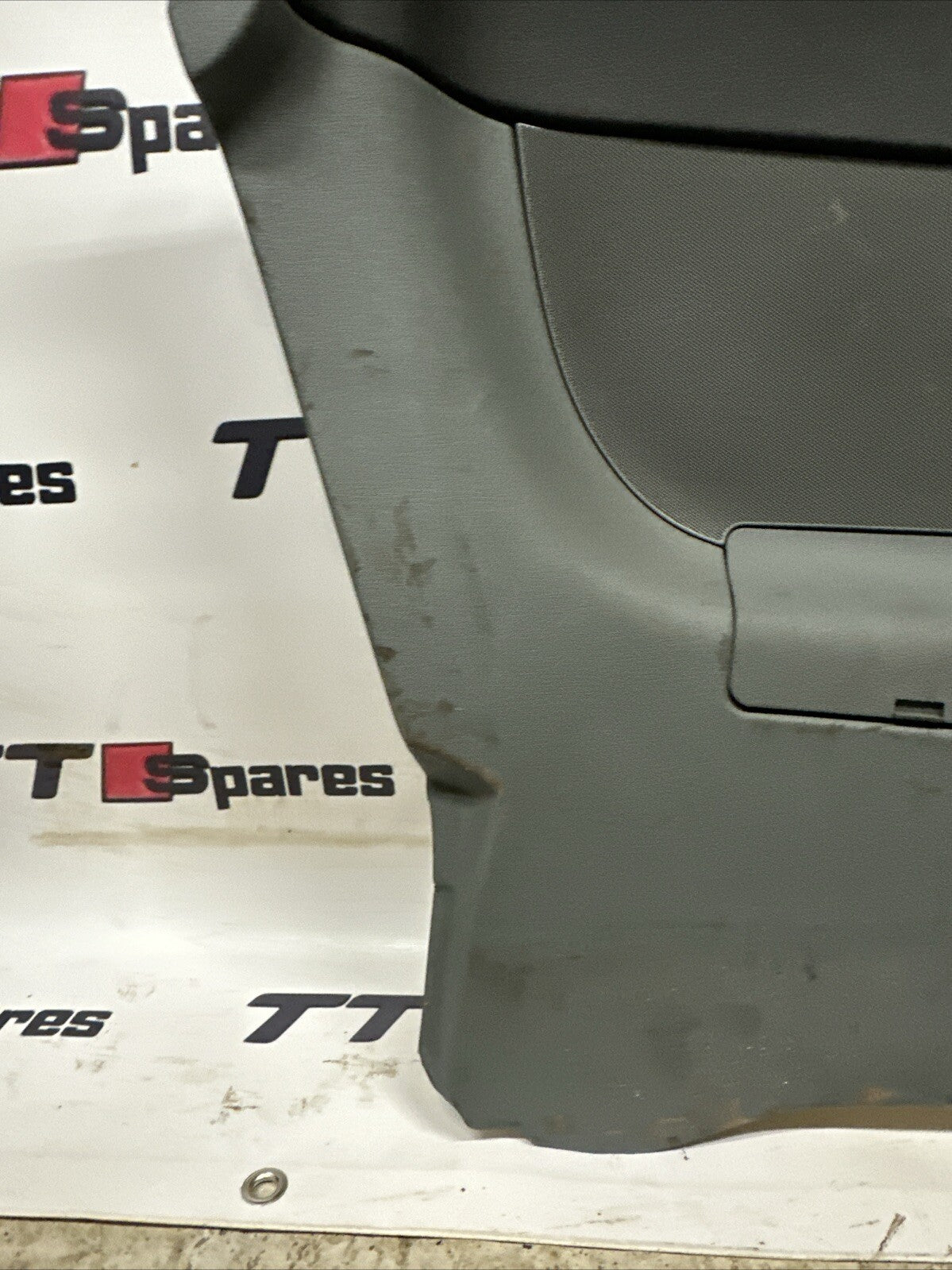 Audi TT MK1 98-06 8N Coupe N/S Left Rear Quarter Panel Trim grey 8N8867035F