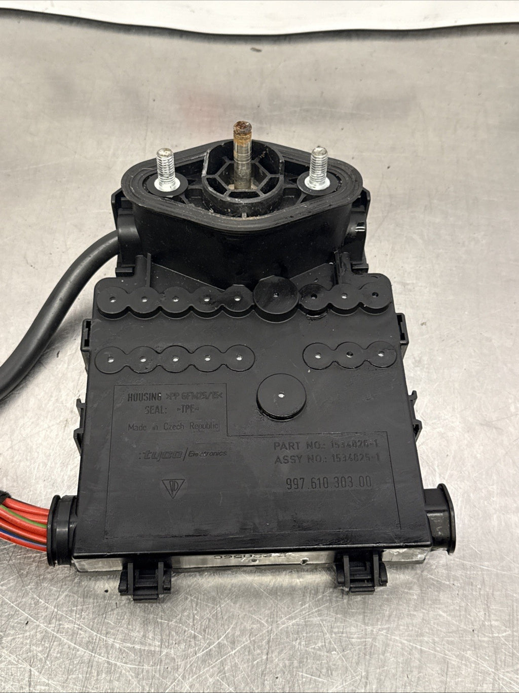 Porsche Boxster 987 2007 Engine Bay Fuse Box Module 99761030100