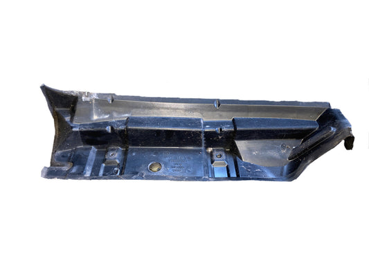 AUDI TT Mk1 8N INNER WING TRIM LINER GUIDE 8N0821111A N/S LEFT 98-06 