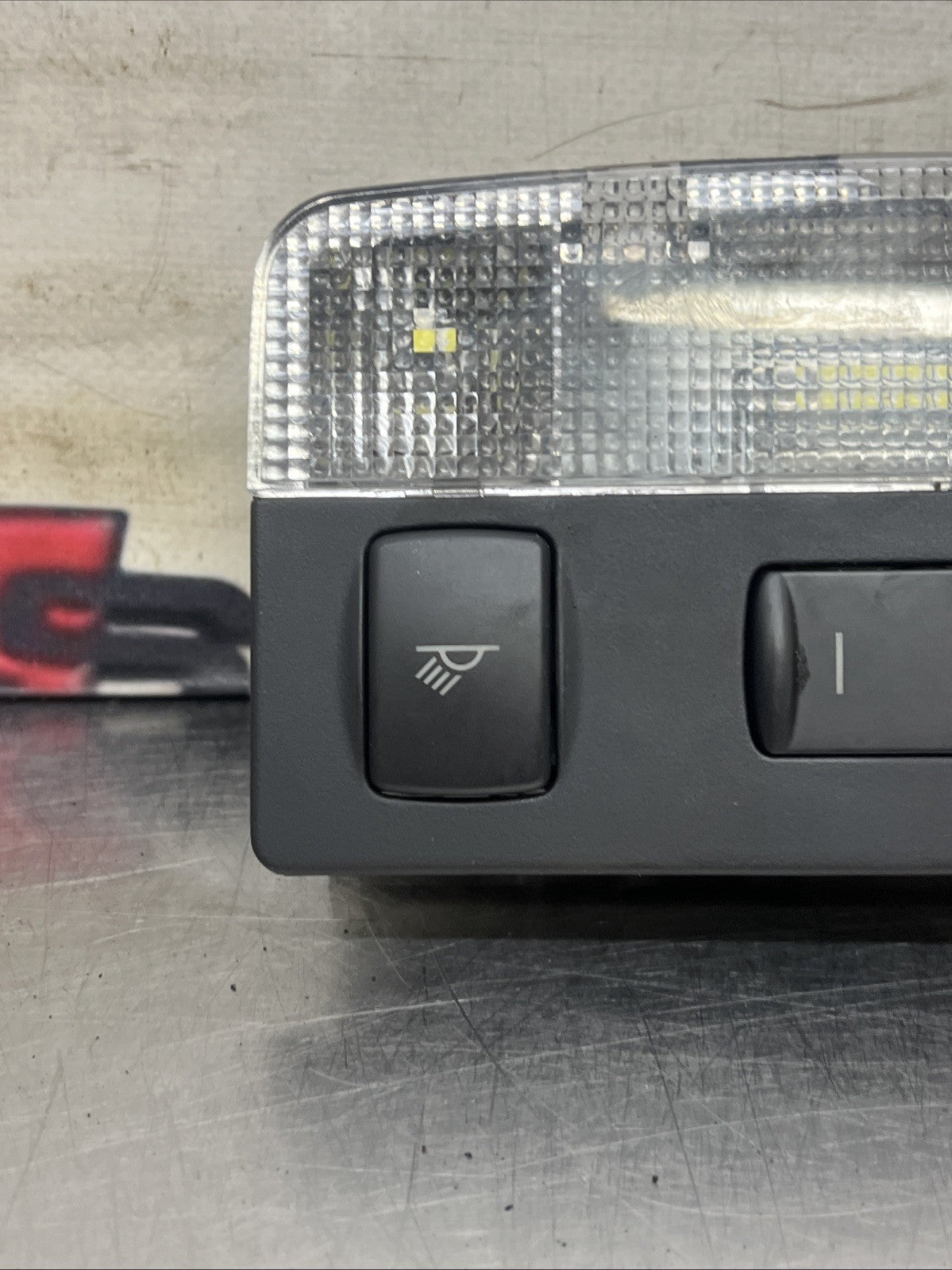 AUDI TT MK1 8N INTERIOR ROOF LIGHT 8N8947111